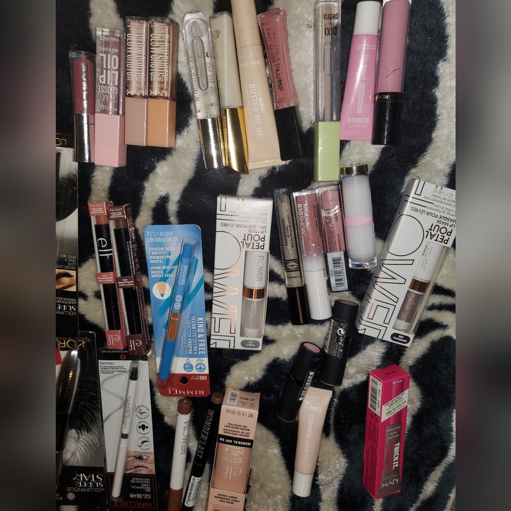 60+NEW DRUGSTORE MAKEUP - Picture 3 of 14